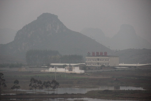 ɽˮ�е���������