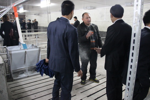 ����̽��