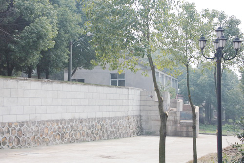 ��������ƽ̨���ڶ�������ʱ����ֻ��װ�Ͻ����Լ��Ļ������˵���һ��Ժǽ���ⷽ��װ��