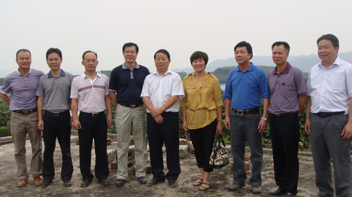 ������Ф־�ո��г����У���������ˮ��������ҽ������ǿ�ֳ����Ҷ�����������ũҵ���Ʋ��ľֳ������������쵼���ӵ��ҹ�˾�Ӳ�ָ������<br> 