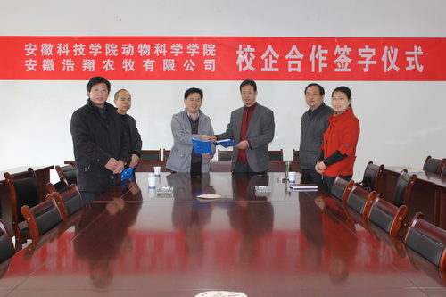 ��չУ�����