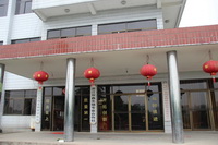 �칫¥����