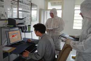 2002�꿪ʼʹ��GBS���