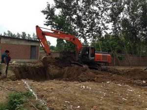 ���ᷭ��ʩ��